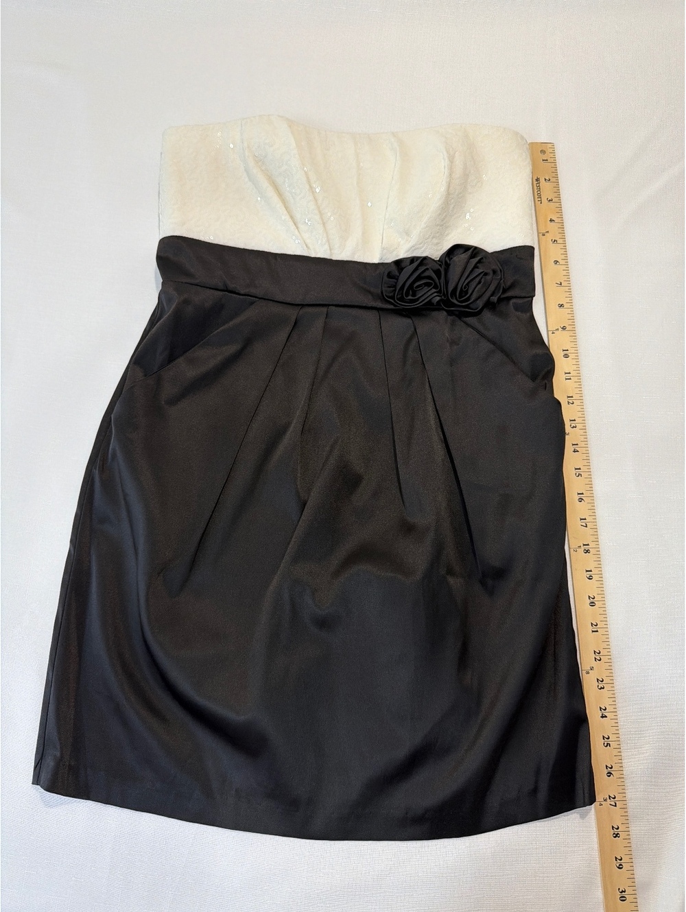 Speechless Women's Size 13 Black Ivory Strapless Rosette Mini Dress NWT